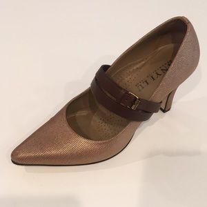 Anyi Lu Susanna heels pumps